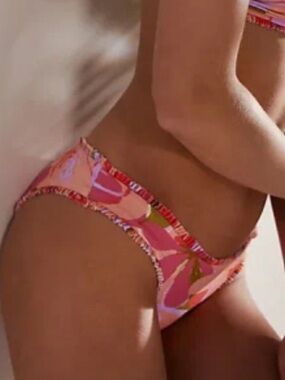 Out From Under Medium Bottoms Bikini Monroe Ruffle Bikini Bottom in Pink Floral
